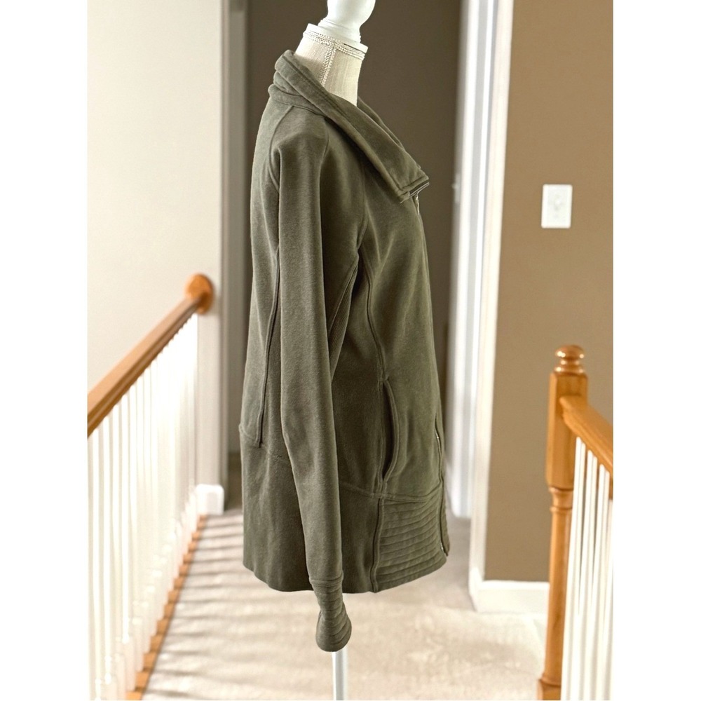 Lululemon Radiant Jacket II Heathered Fatigue Green Zip-Front Women's Jacket 10 - Picture 7 of 15